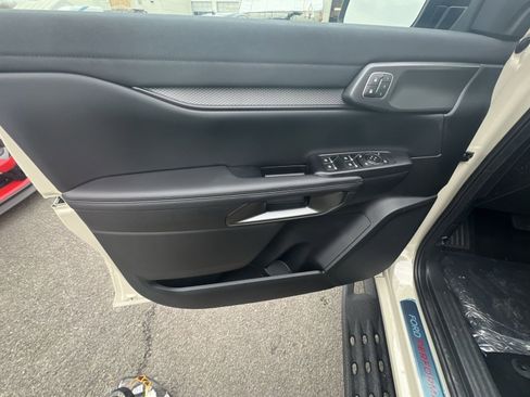 New 2025 Ford Ranger Raptor image 15