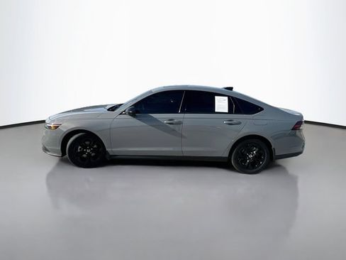 Used 2025 Honda Accord SE image 5