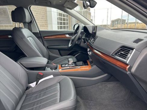 Certified 2023 Audi Q5 2.0T Premium w/ Convenience Package image 30