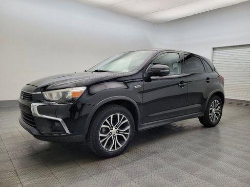 Used 2017 Mitsubishi Outlander Sport LE image 2