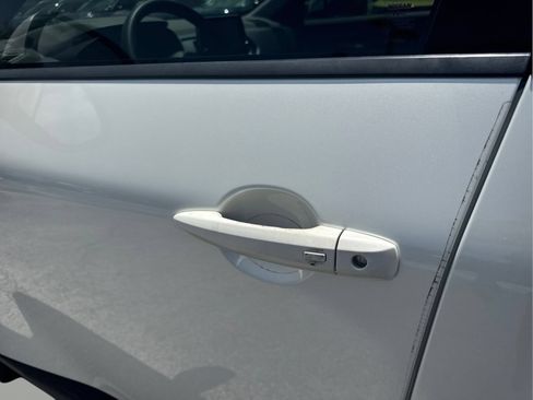 Certified 2023 Nissan Rogue SV FWD image 46