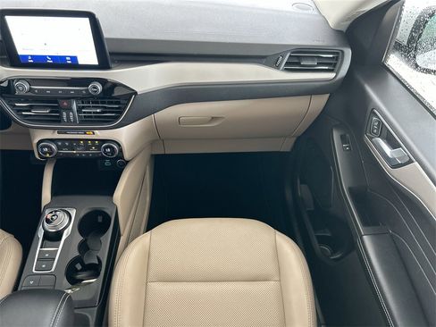 Used 2021 Ford Escape SEL image 37