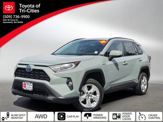 Used 2021 Toyota RAV4 XLE w/ XLE Grade Weather Package AWD/4WD video 1