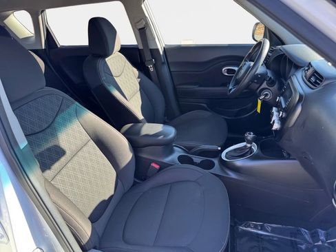 Used 2019 Kia Soul image 10