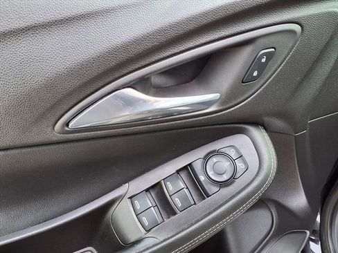 Used 2022 Buick Encore GX Preferred FWD image 16