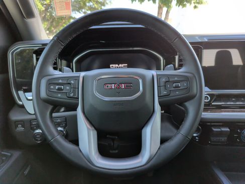 Used 2025 GMC Sierra 1500 Elevation w/ Preferred Package AWD/4WD image 23