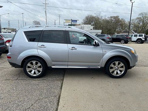 Used 2009 Mitsubishi Outlander SE image 5