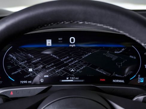 Certified 2025 Porsche Taycan image 21