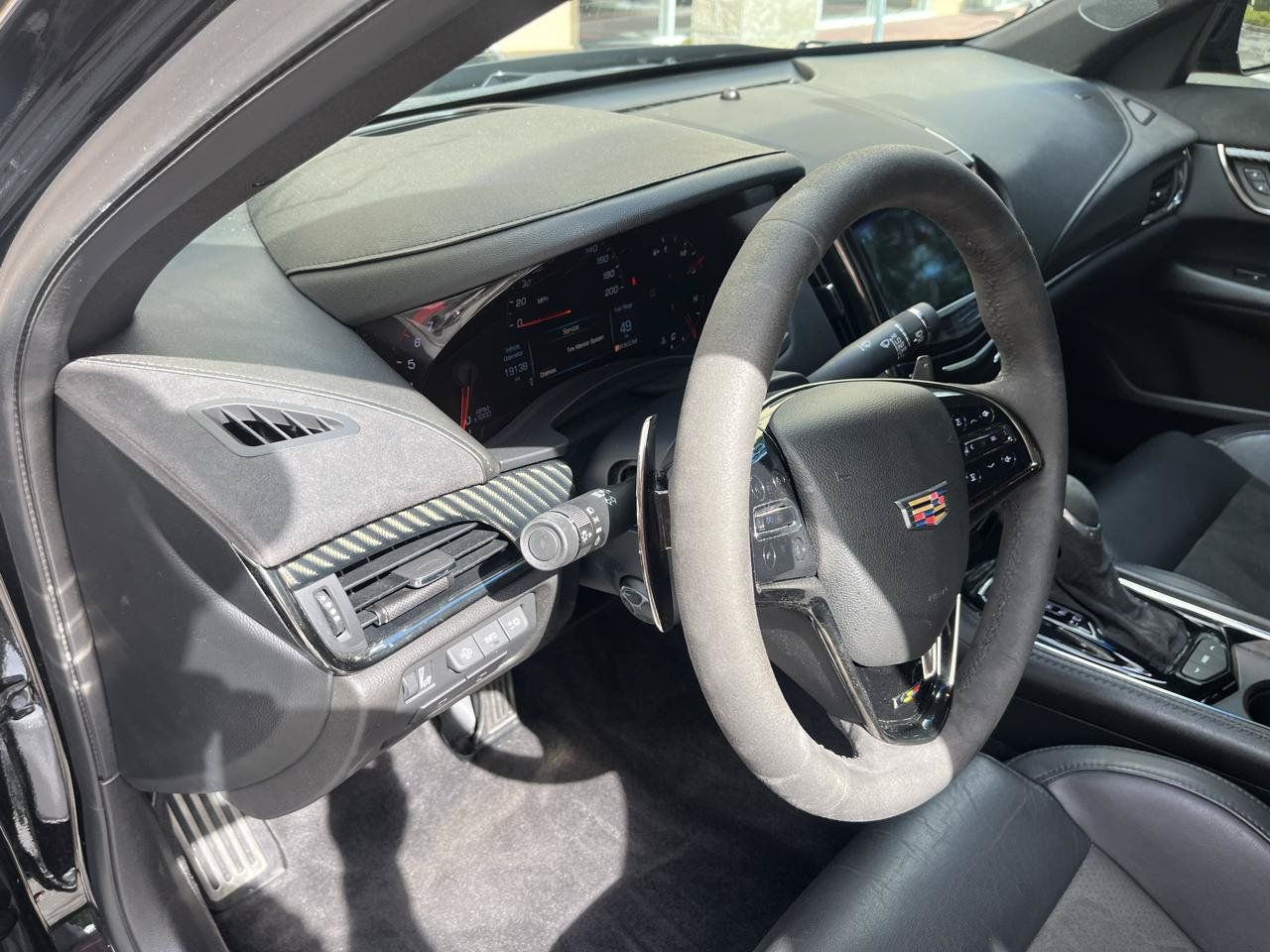 Used 2017 Cadillac ATS V w/ Carbon Black Package RWD image 23