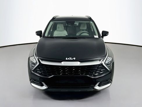 Used 2025 Kia Sportage EX w/ Premium Package FWD image 2