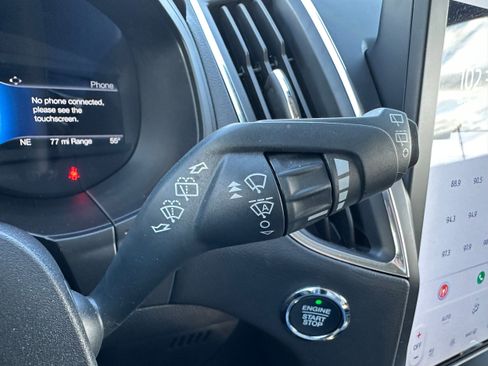 Used 2024 Ford Edge Titanium w/ Class II Trailer Tow Package image 26