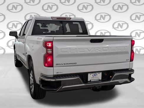 Used 2023 Chevrolet Silverado 1500 LT AWD/4WD image 27