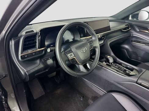 Certified 2026 Toyota Crown XLE image 9