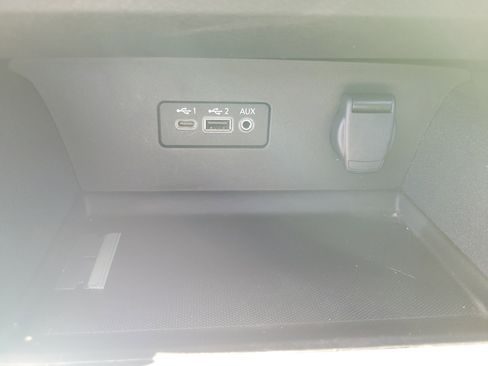 Used 2025 Nissan Altima 2.5 SV FWD image 29