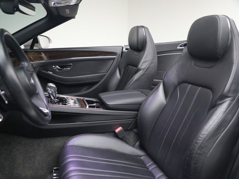 Used 2020 Bentley Continental GT V8 AWD/4WD image 31