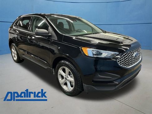 Used 2024 Ford Edge SE image 1