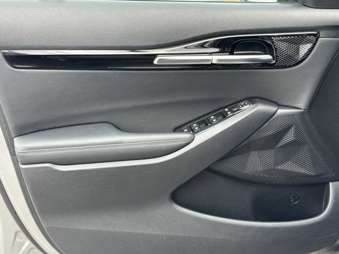 Used 2024 Kia Seltos EX image 17