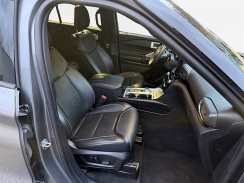 Used 2022 Ford Explorer ST w/ Equipment Group 401A image 24