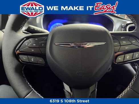 New 2026 Chrysler Pacifica Limited w/ S Appearance Package image 7