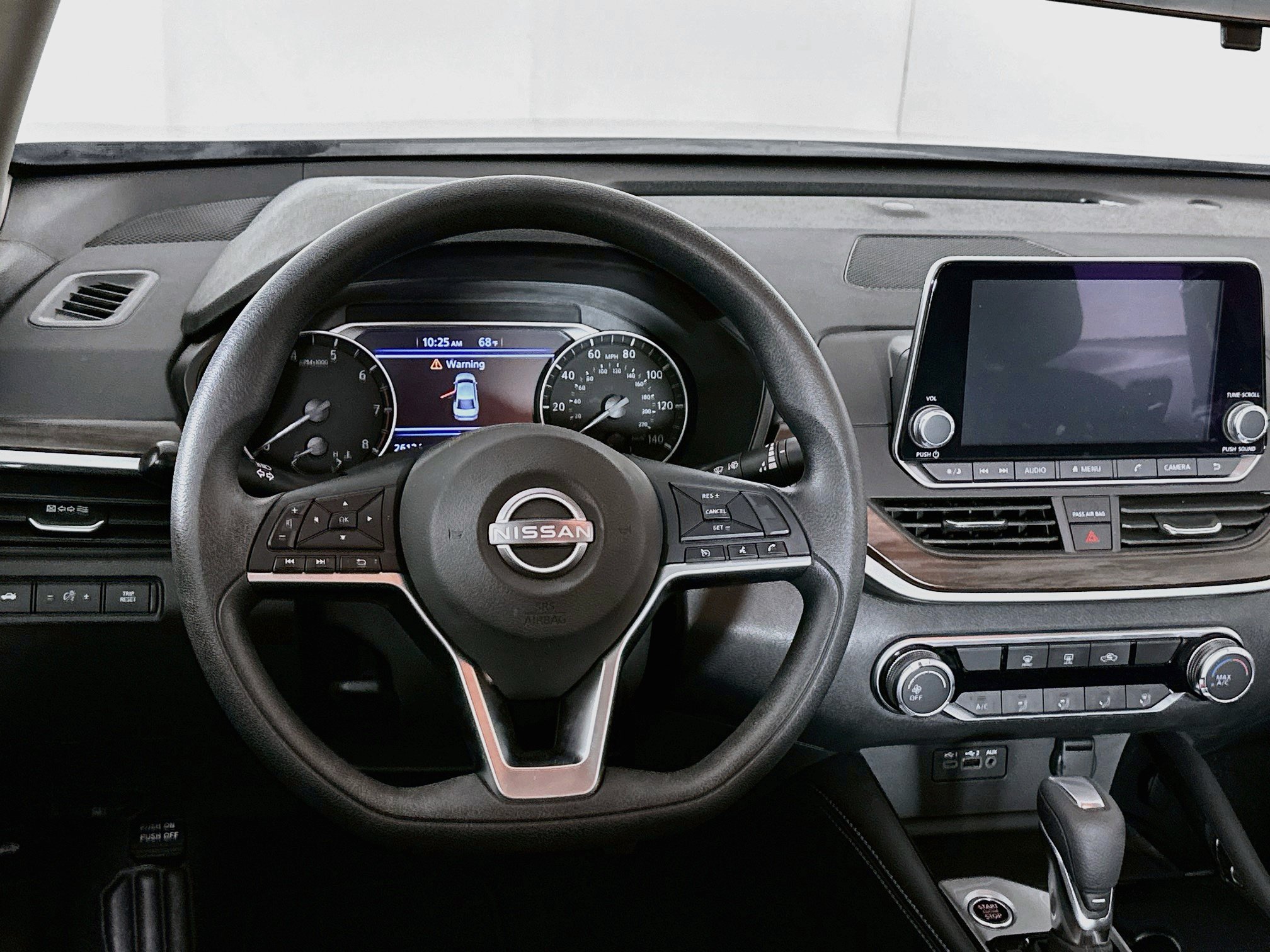Used 2023 Nissan Altima 2.5 SV FWD image 18