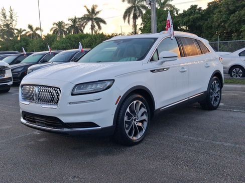 Certified 2023 Lincoln Nautilus Reserve w/ Equipment Group 201A FWD image 2