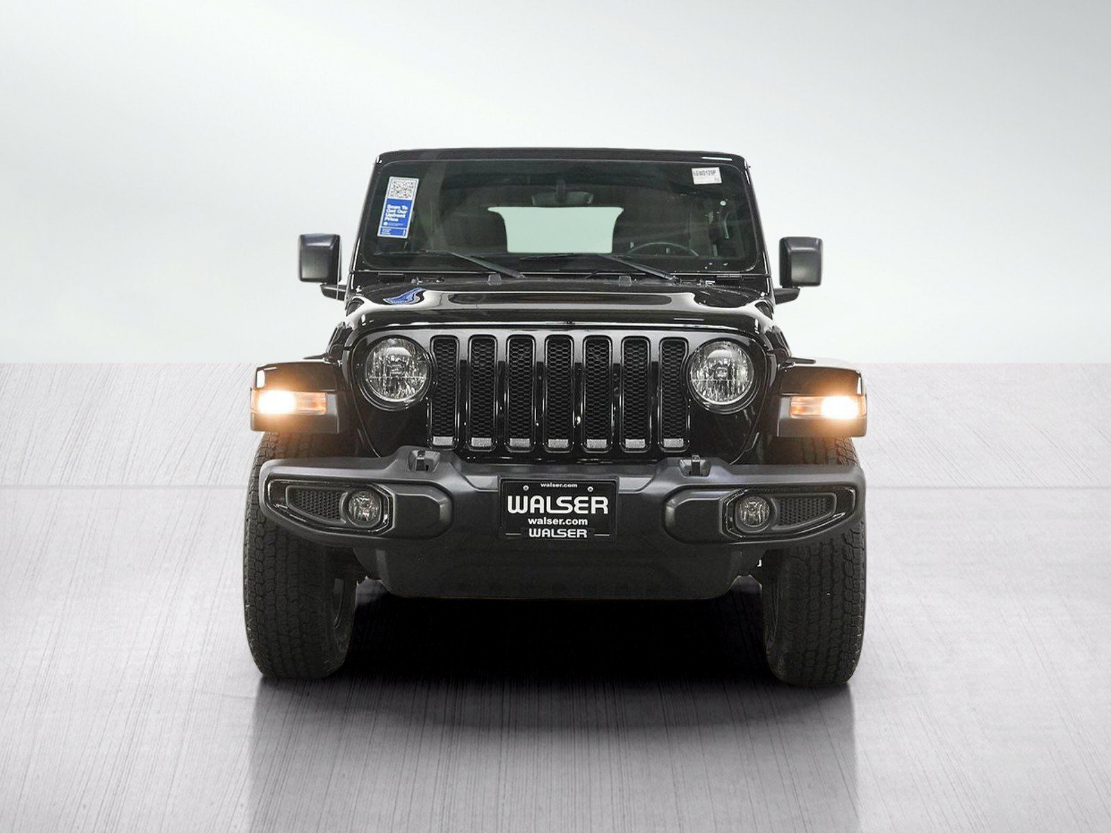 Used 2019 Jeep Wrangler Unlimited Sahara w/ Uconnect 4C Nav & Sound Group AWD/4WD image 8