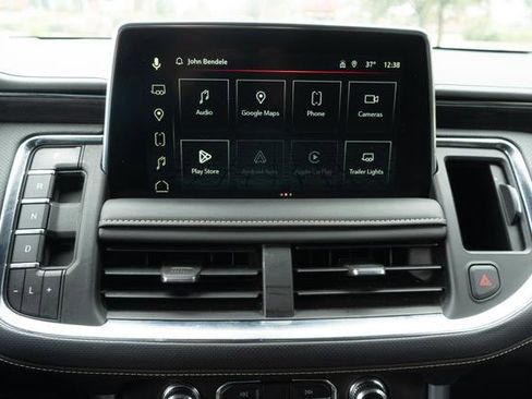 Used 2023 GMC Yukon SLT w/ SLT Luxury Package image 21