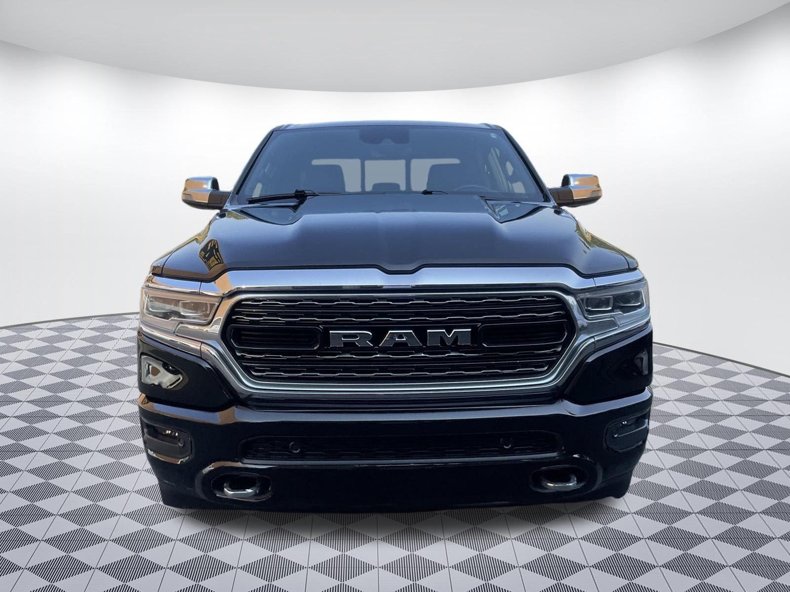 Used 2023 RAM 1500 Limited w/ Body-Colour Bumper Group AWD/4WD image 5