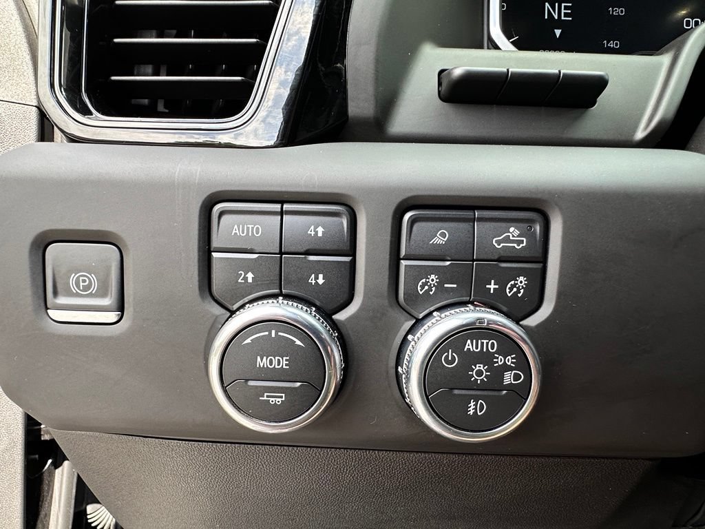 Certified 2024 GMC Sierra 2500 AT4 w/ AT4 Premium Plus Package AWD/4WD image 34