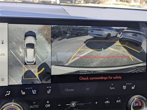 Used 2025 Lexus NX 300h AWD w/ Luxury Package image 23