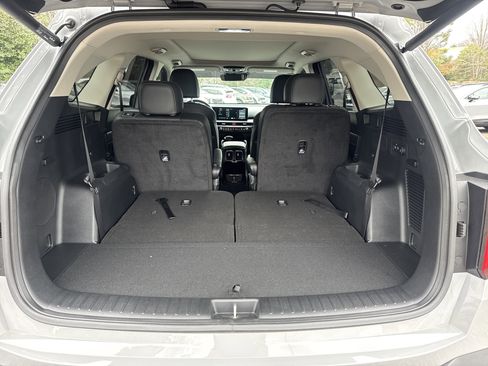 Certified 2025 Kia Sorento SX image 18