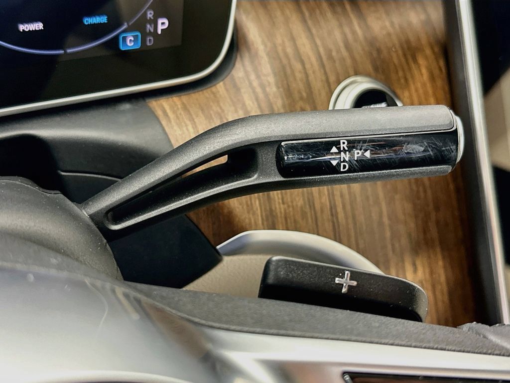 Certified 2025 Mercedes-Benz C 300 Sedan image 16