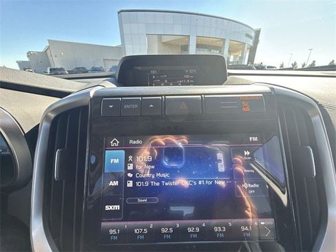 Certified 2022 Subaru Ascent Limited w/ Technology Package image 16