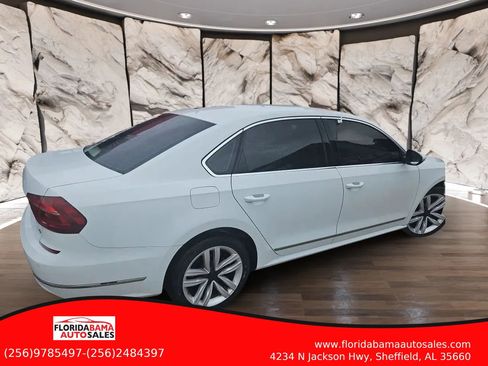 Used 2017 Volkswagen Passat 1.8T SE image 7