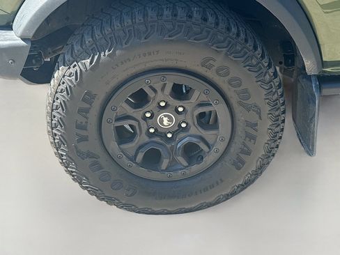 Used 2023 Ford Bronco Wildtrak AWD/4WD image 29