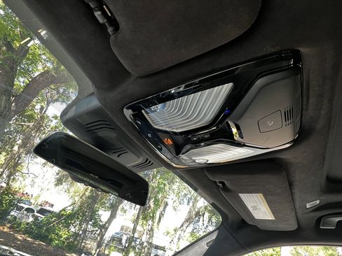 Used 2021 BMW X7 M50i AWD/4WD image 29