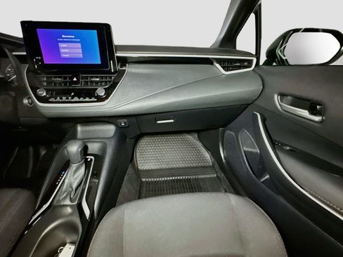 Used 2025 Toyota Corolla SE FWD image 29