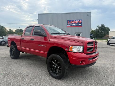 Used 2004 Dodge Ram 3500 Truck SLT w/ Sport Appearance Group AWD/4WD image 1
