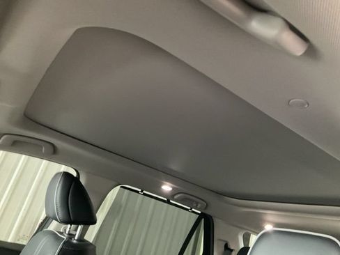 Certified 2025 Honda Pilot Elite image 7
