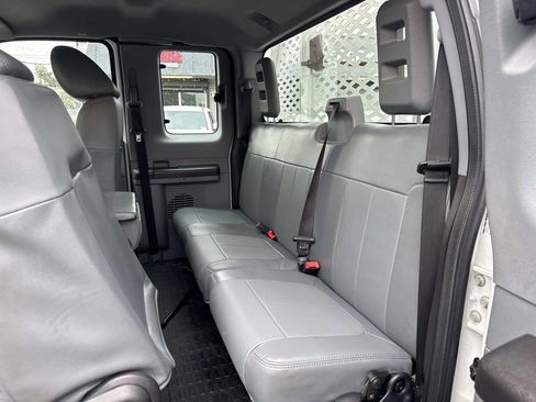 Used 2016 Ford F450 XL w/ Power Equipment Group image 18