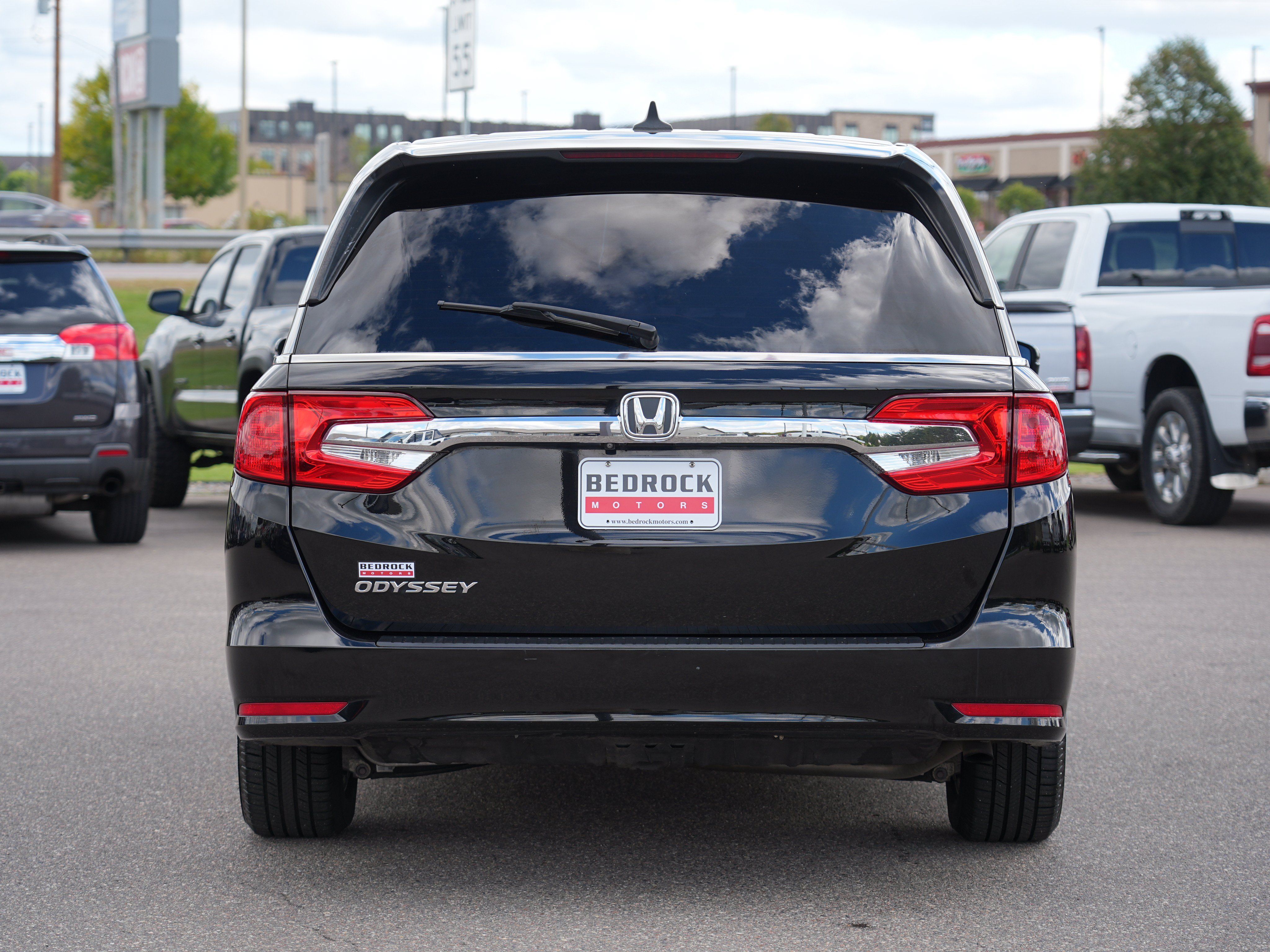Used 2019 Honda Odyssey EX image 4