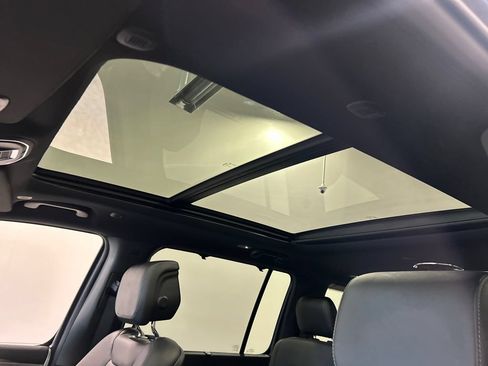 New 2026 Jeep Grand Wagoneer Limited AWD/4WD image 26