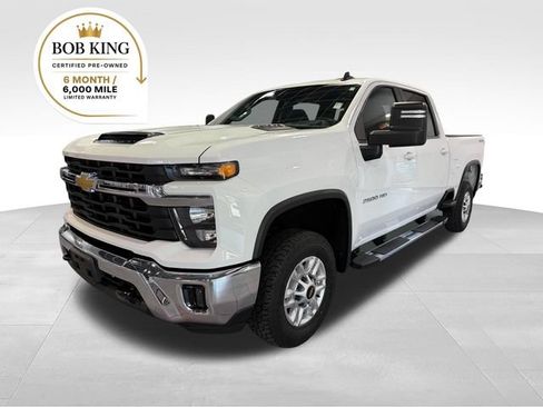 Used 2025 Chevrolet Silverado 2500 LT w/ Convenience Package AWD/4WD image 1