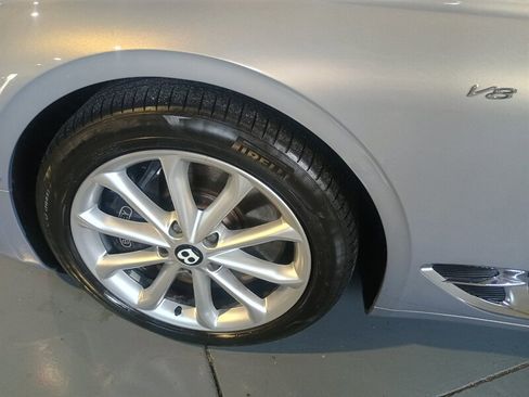 Used 2020 Bentley Continental GT image 45