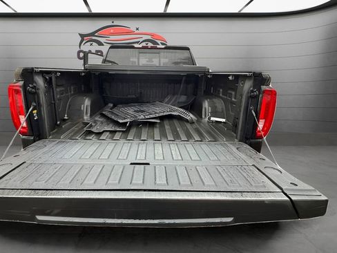 Used 2019 GMC Sierra 1500 Denali w/ Denali Ultimate Package image 19