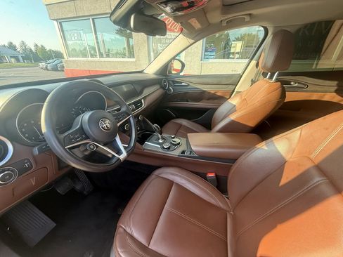 Used 2019 Alfa Romeo Stelvio Ti AWD/4WD image 9