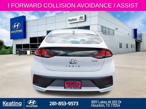 Used 2020 Hyundai Ioniq SE FWD image 6