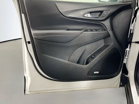 Used 2022 Chevrolet Equinox RS w/ RS Leather Package image 18