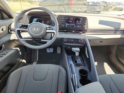 New 2025 Hyundai Elantra Sport FWD image 8