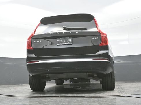 Used 2023 Volvo XC90 B6 Plus AWD/4WD image 28